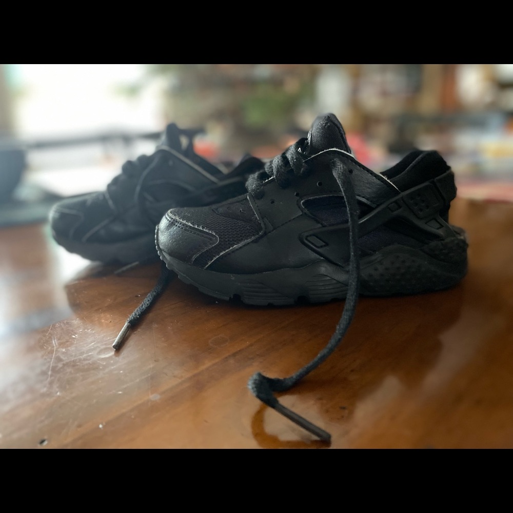 Huarache size 11C